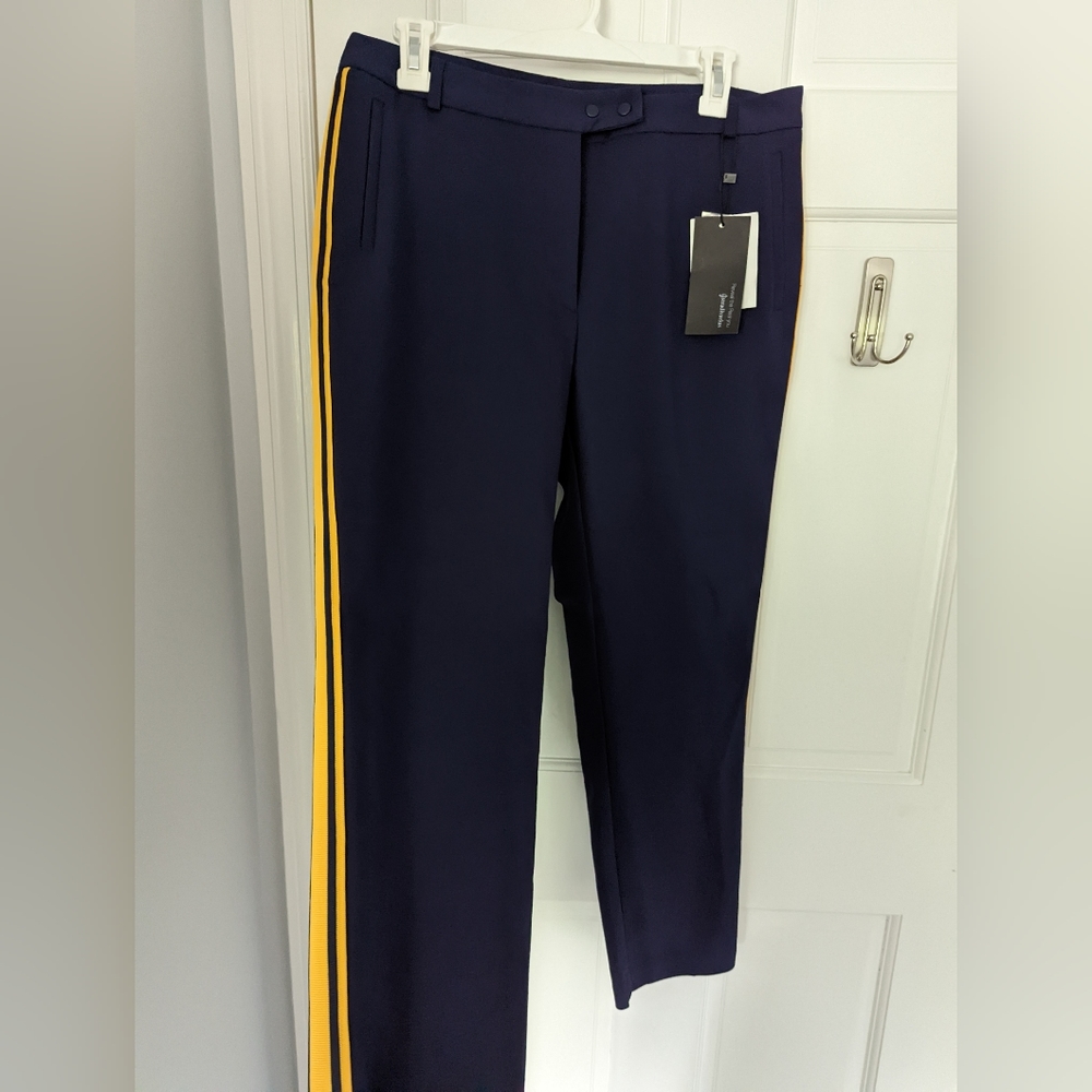 Stradivarius cropped pants w/ side stripe